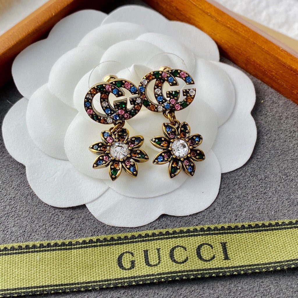 18K Gucci Flower Pendant Earrings
