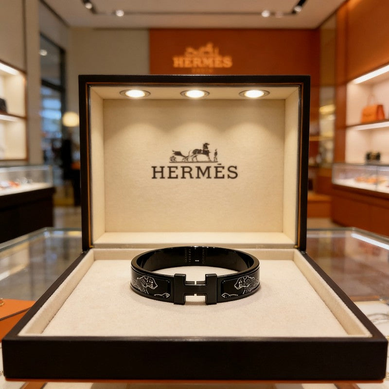 18K Clic Hermes Black Color Bracelet