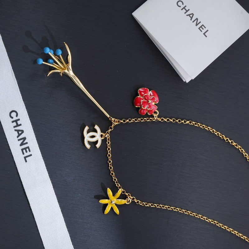 18K Chanel Color Flower Necklace