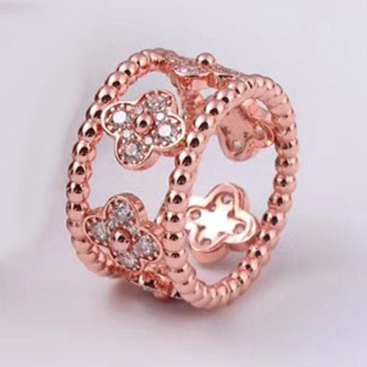 18K Van Cleef & Arpels Perlee Clovers Ring