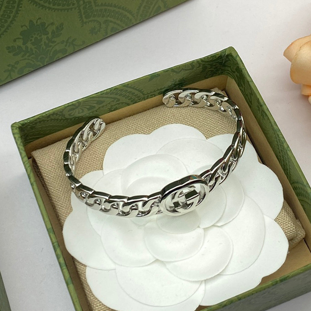 18K Gucci Chain Bracelet