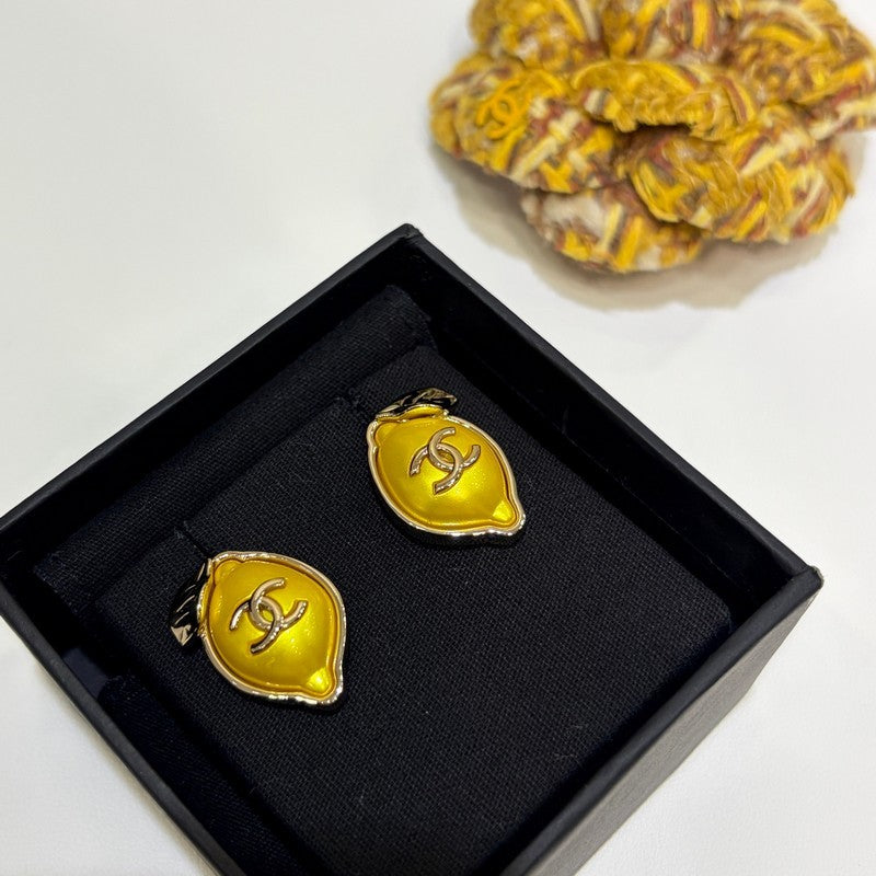 18K Chanel 26C Lemon Gold Earrings