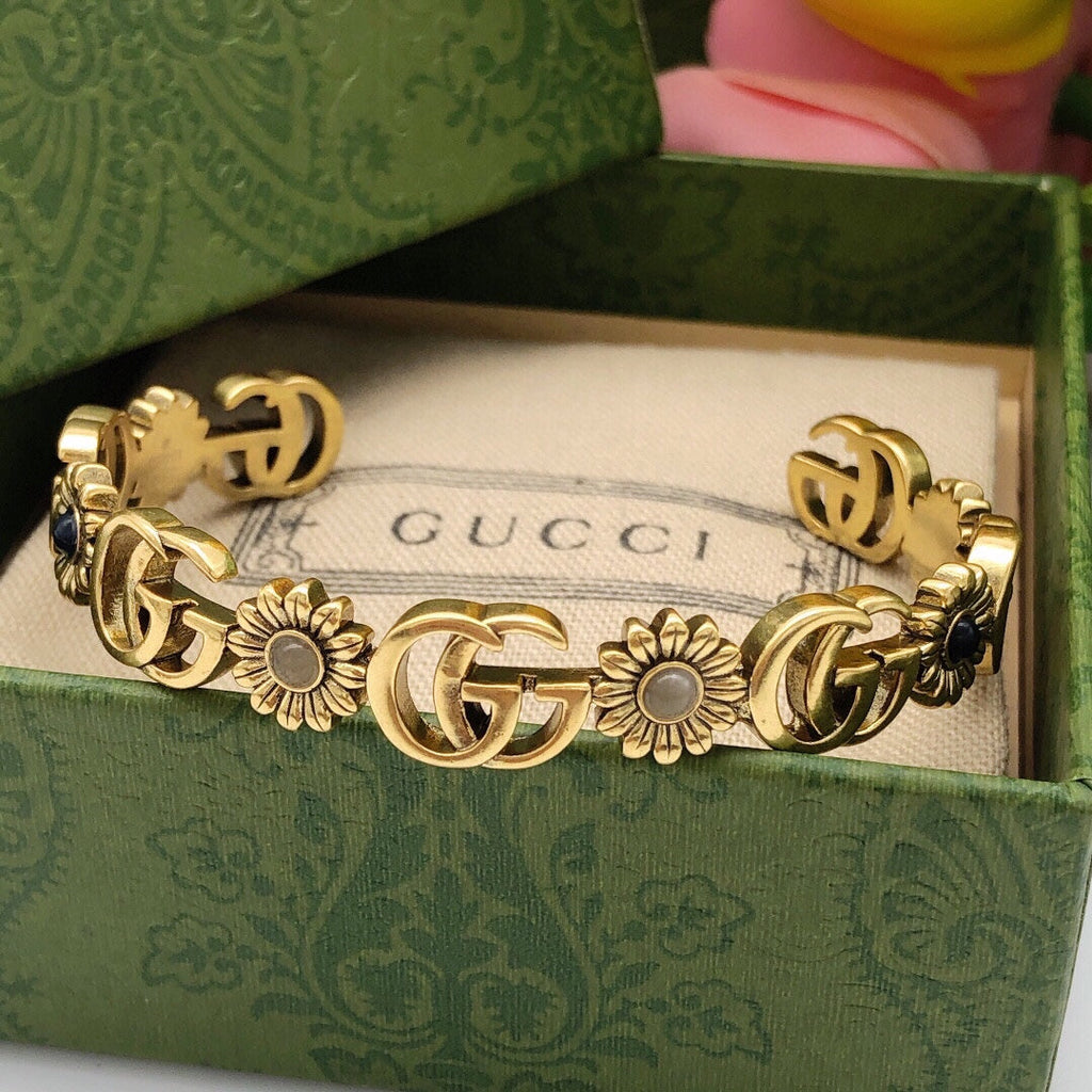 18K Gucci Flowers Open Cuff Bracelet