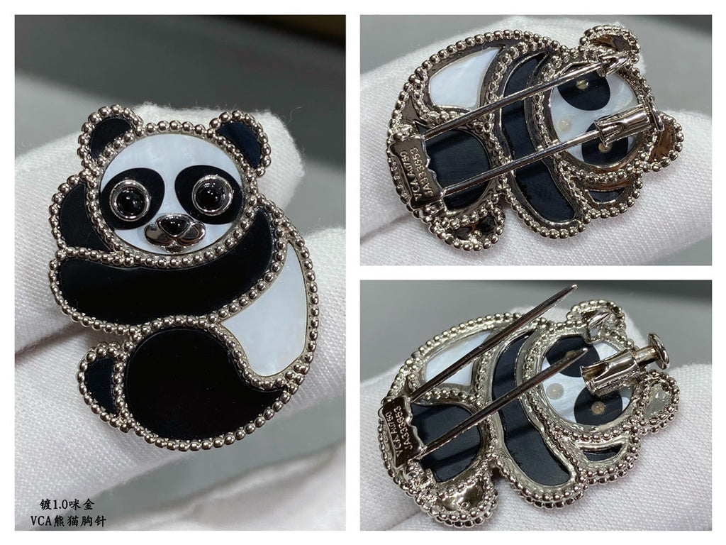 18K Van Cleef & Arpels Lucky Animals Panda Clip Brooch