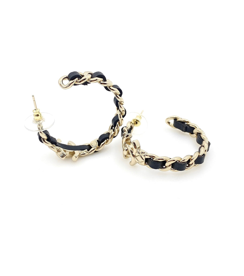 18K Chanel Cricle Leather Earrings