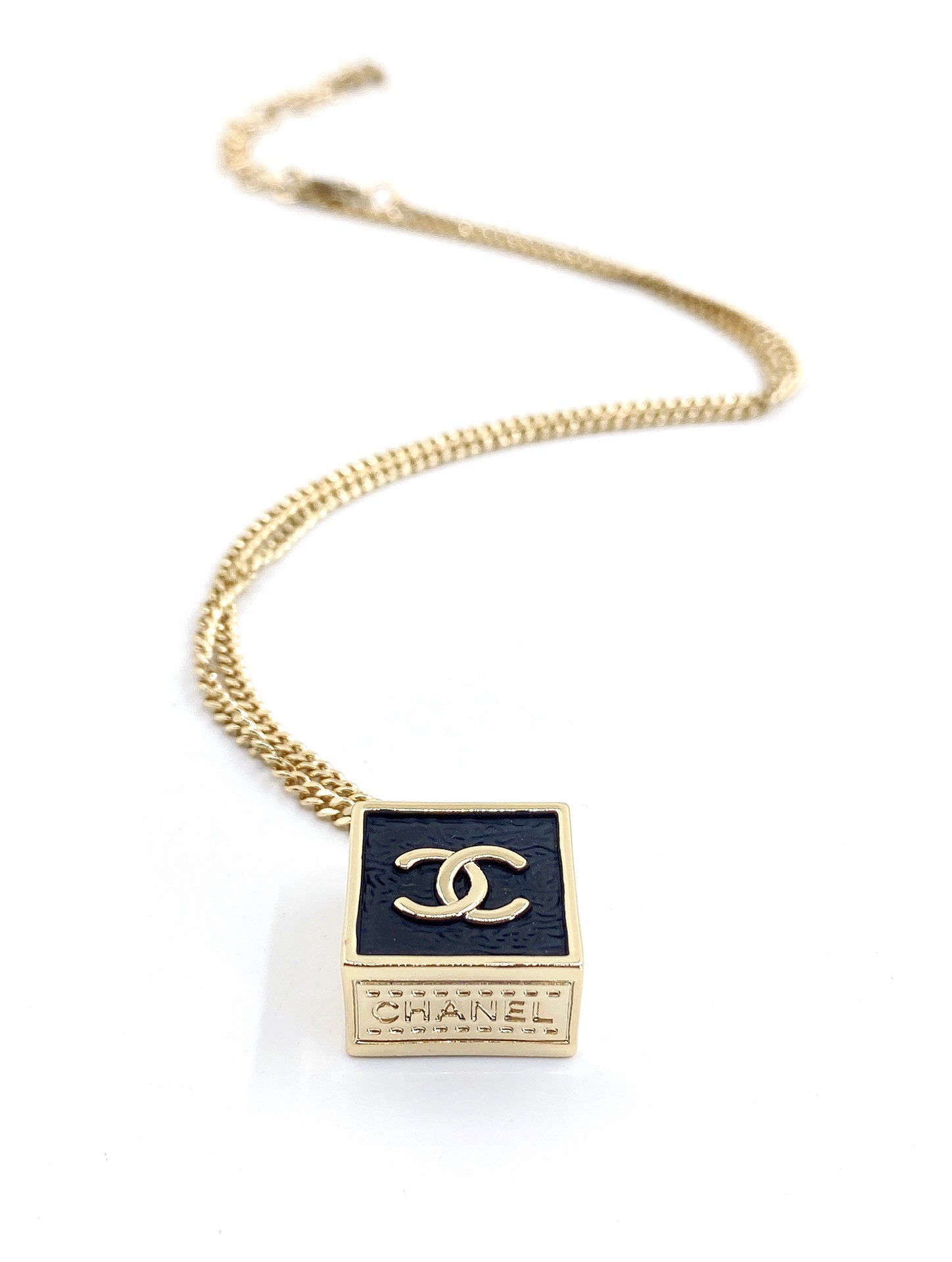 18K Chanel Square Pendant Necklace