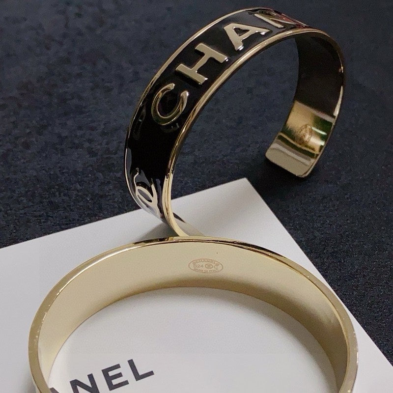 18K Chanel Black & White Gold Bracelet