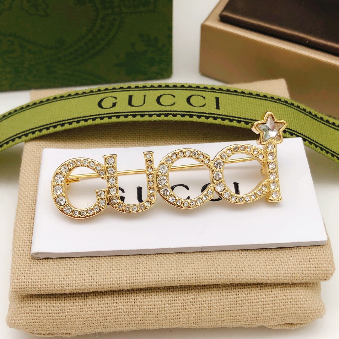 18K Gucci Diamonds Brooch
