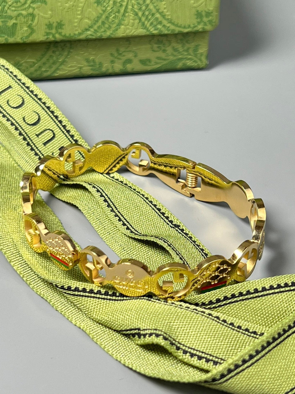 18K Gucci Vintage Bracelet