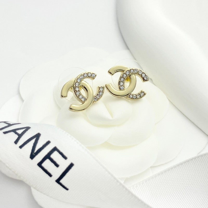 18K Chanel 25P Gold Earrings