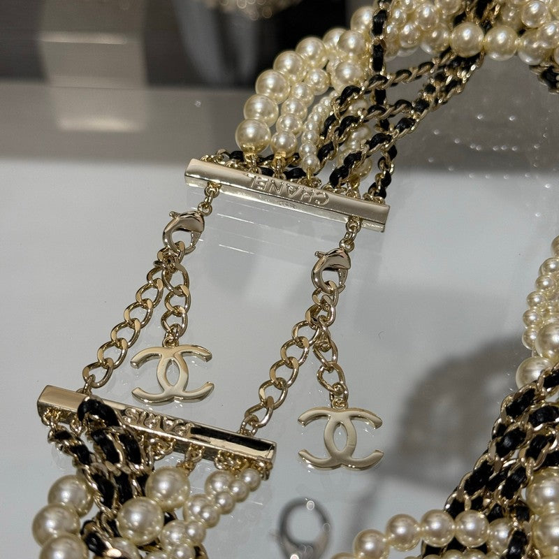 18K Chanel Pearls Choker Gold Necklace