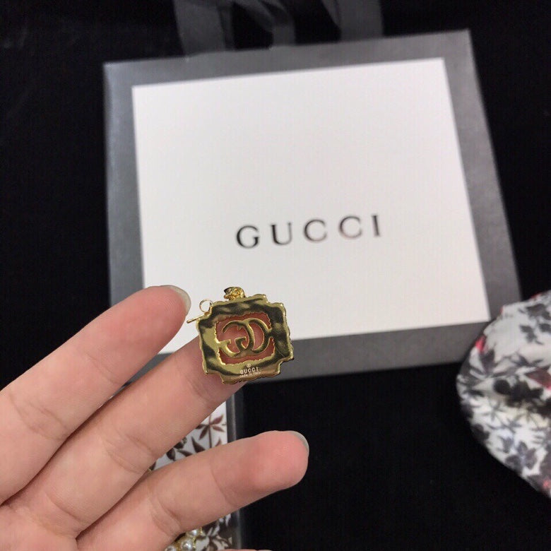 18K Gucci Square Pearl Earrings