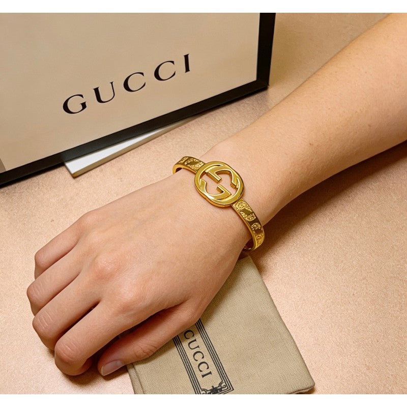 18K Gucci Interlocking G Gold Bracelet