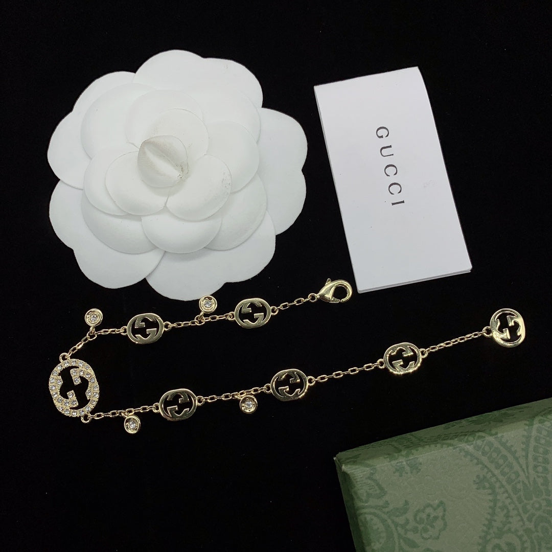 18K Gucci Chain Bracelet