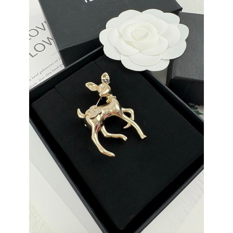 18K Chanel Deer Gold Brooch