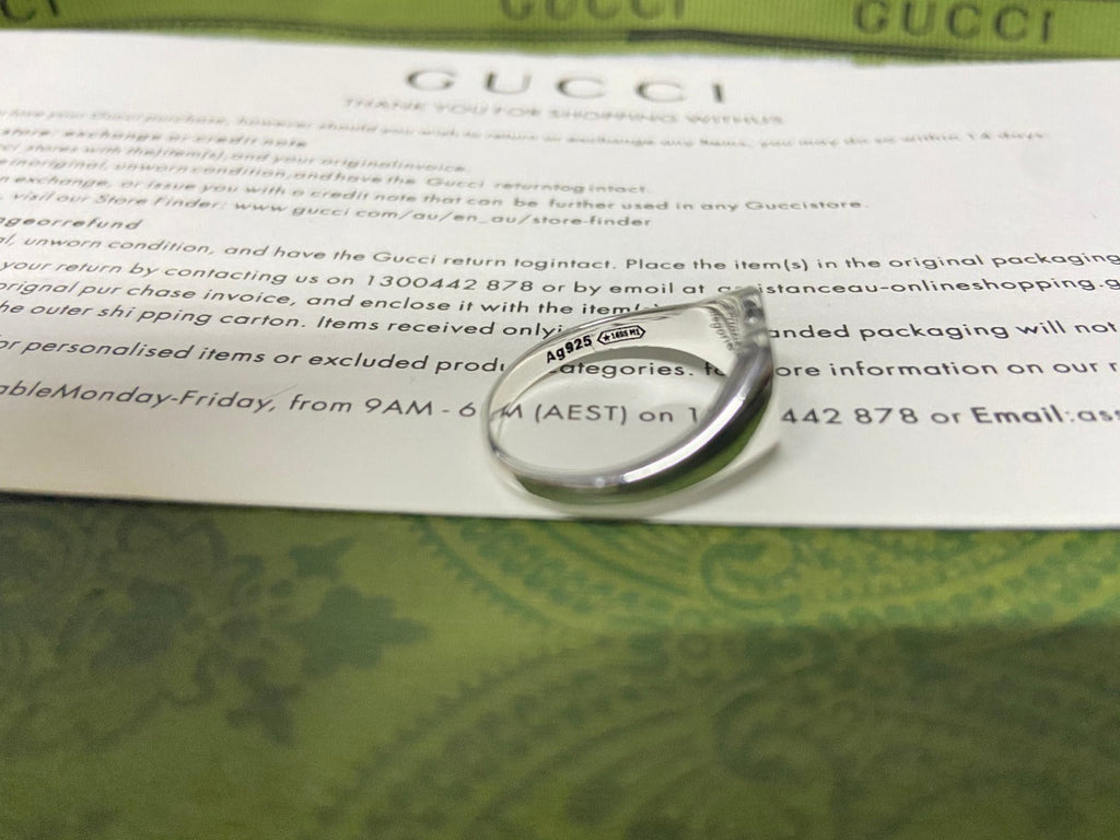 Gucci Interlocking G Blue Enamel Heart Ring
