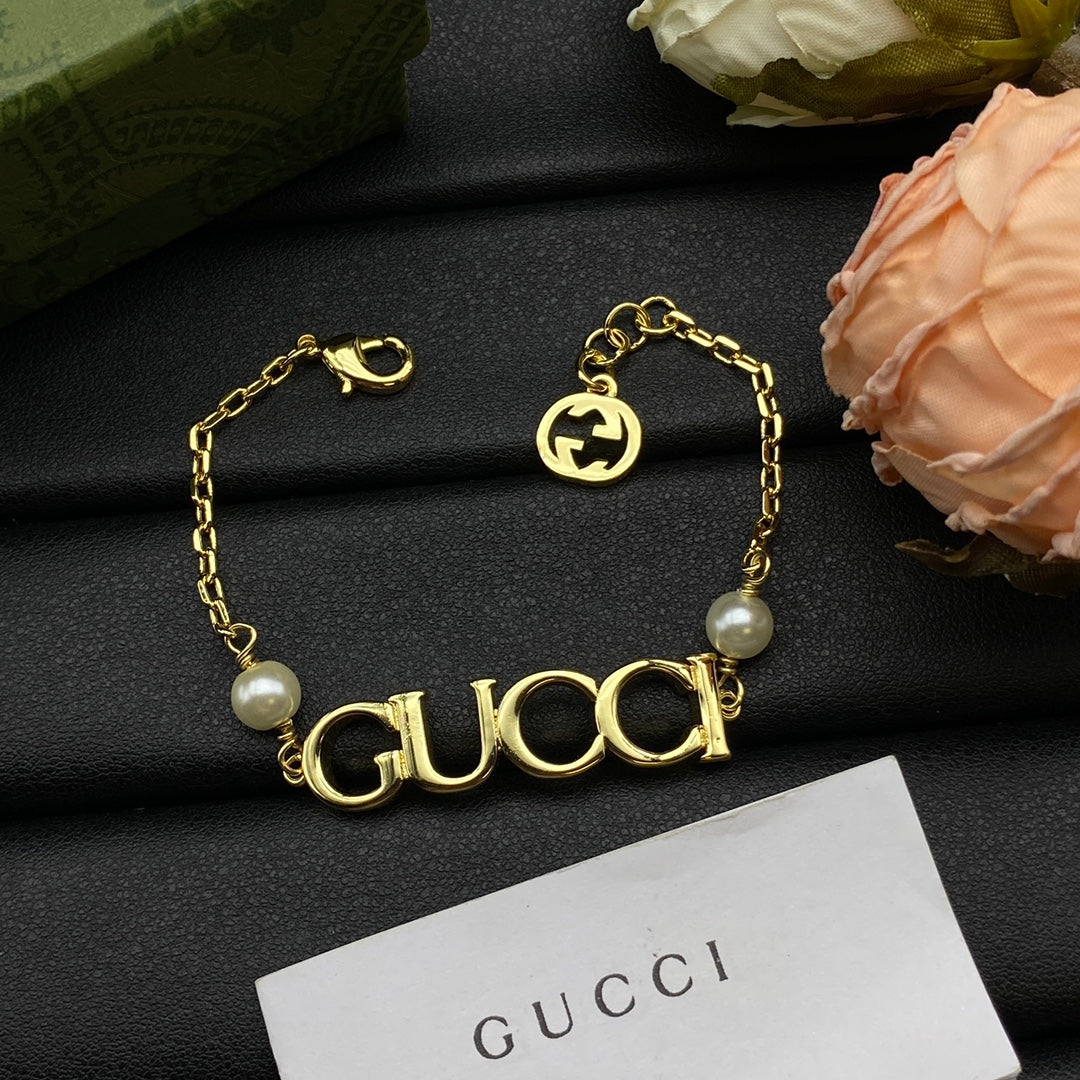 18K Gucci Letter Bracelet