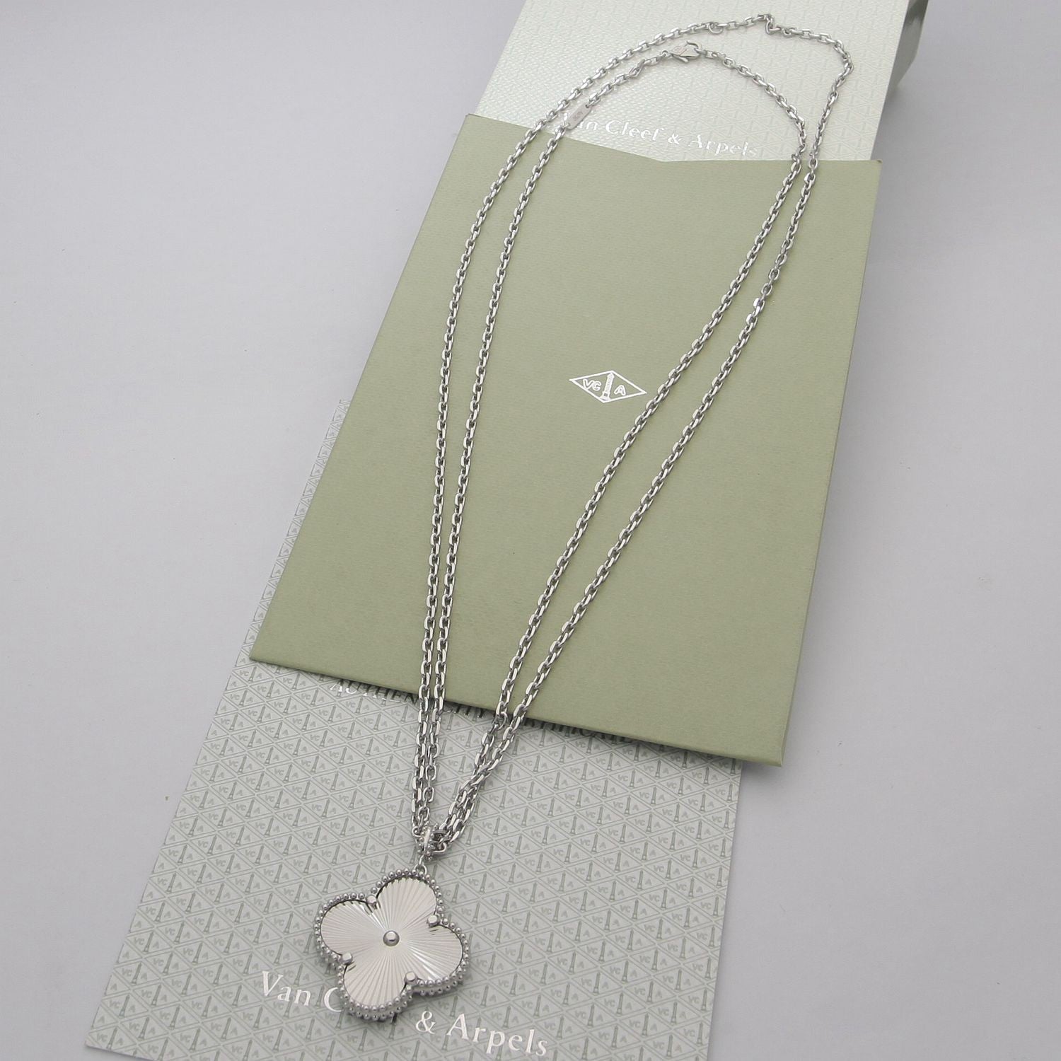 18K Van Cleef & Arpels Magic Alhambra Necklace