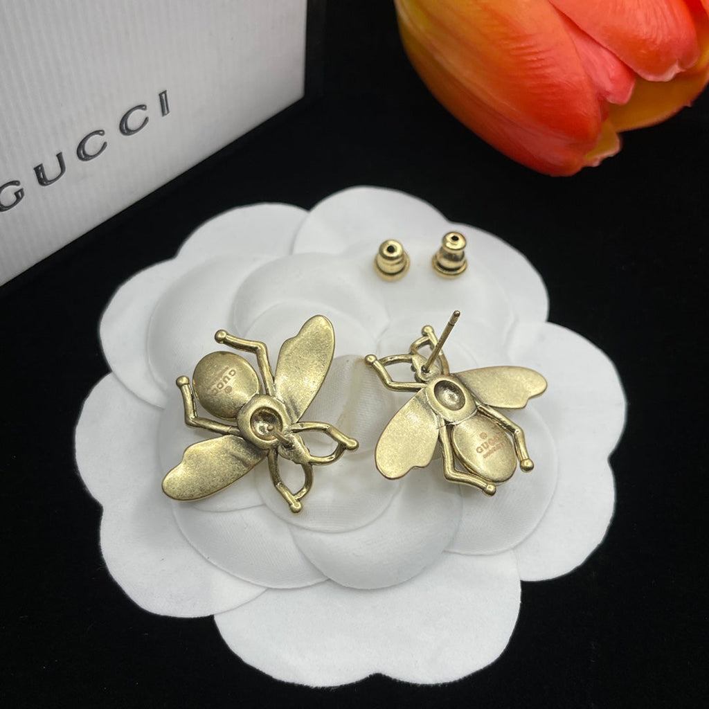 18K Gucci Bee Pearl Earrings
