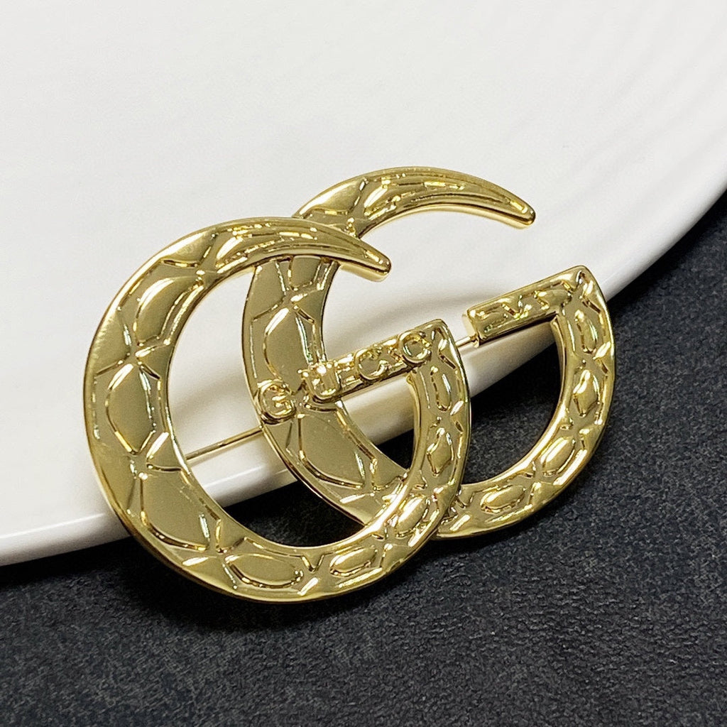 18K Gucci Brooch