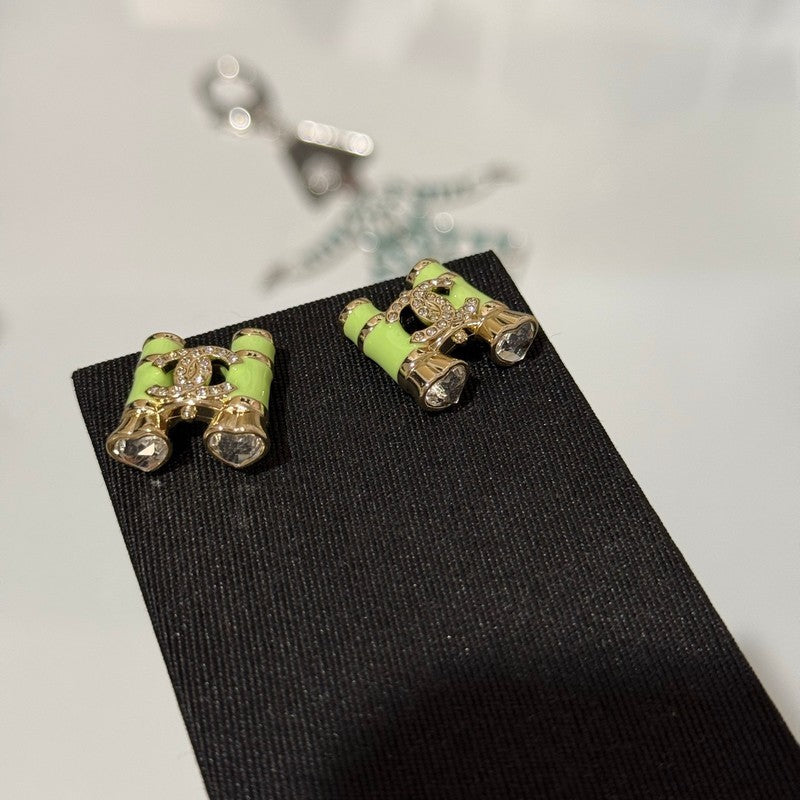 18K Chanel 26C Green Telescope Gold Earrings