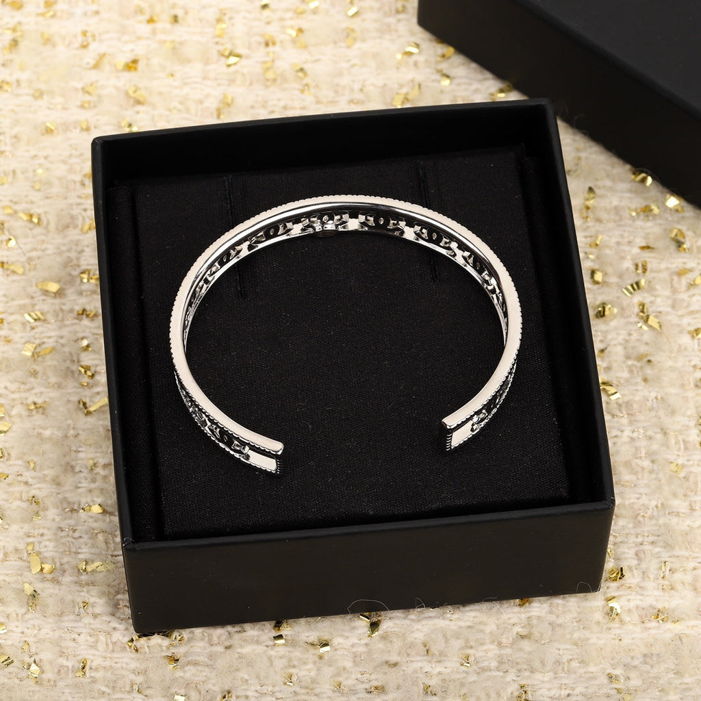 18K Chanel Open Cuff Bracelet