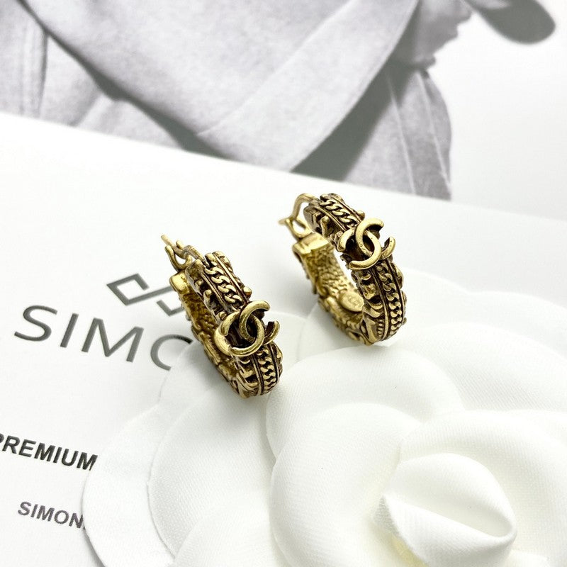 18K Chanel 24C Vintage Gold Earrings