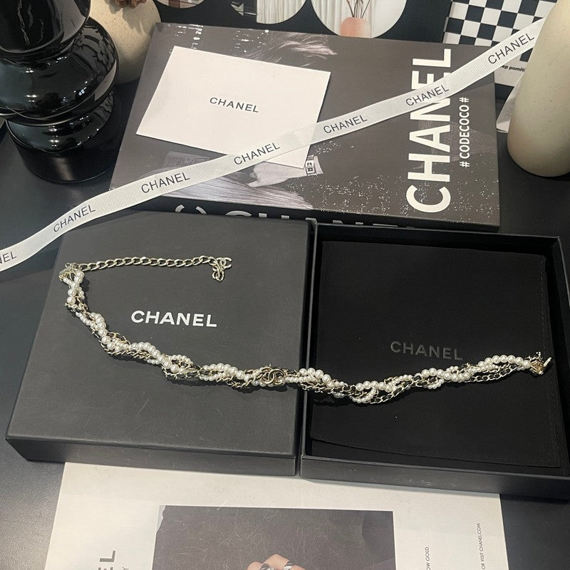 18K Chanel Pearls Gold Necklace