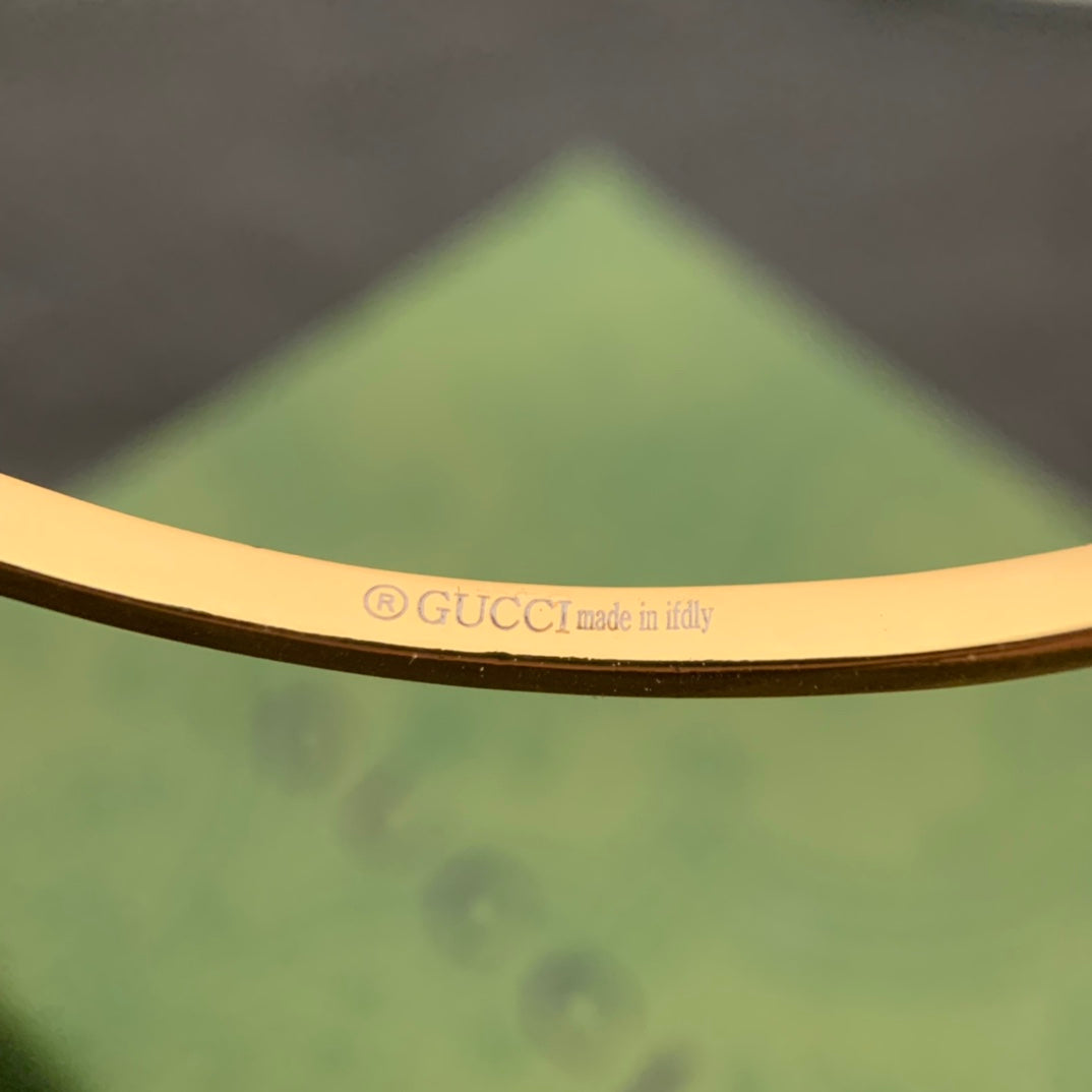18K Gucci Running Diamond Cuff Bracelet