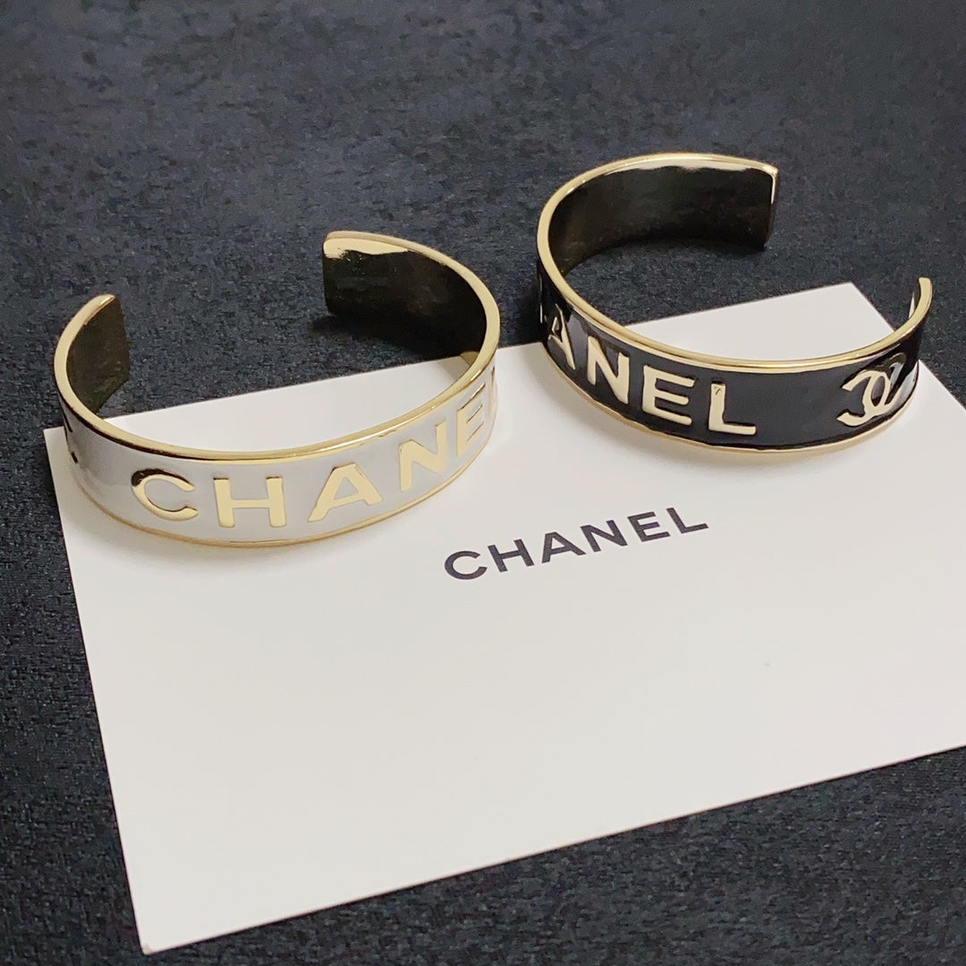 18K Chanel Open Wide Cuff Bracelet