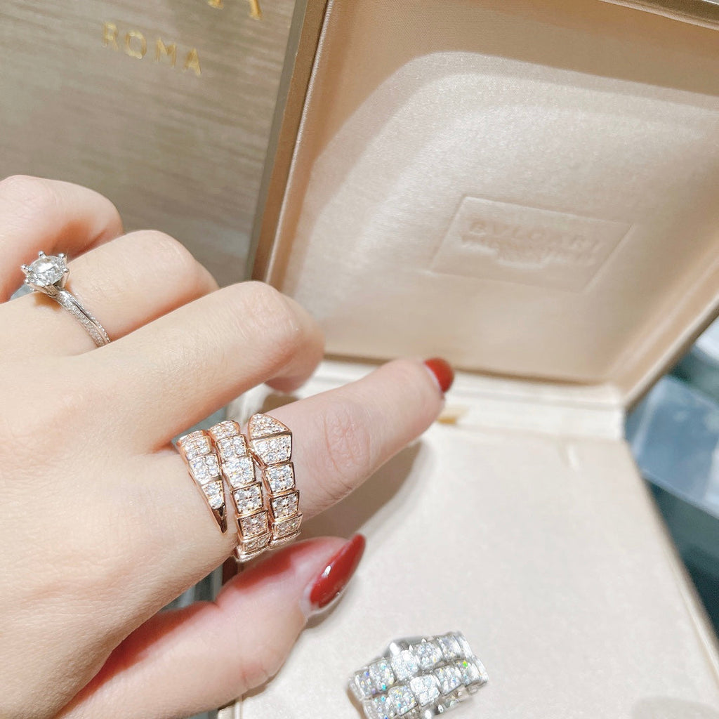 18K BVLGARI BV Serpenti Viper Full Pave Diamond Ring