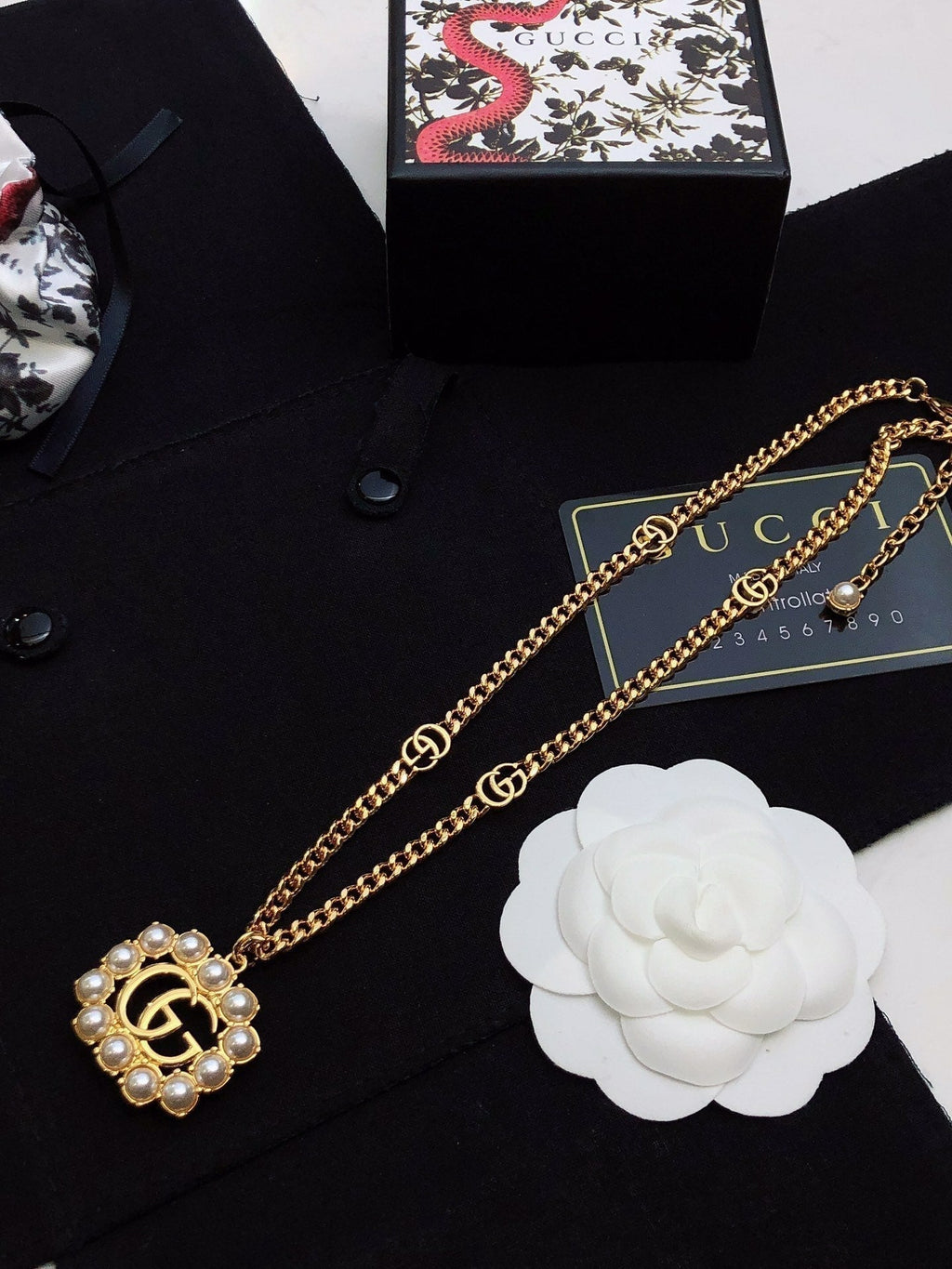 18K Gucci Pearl Necklace