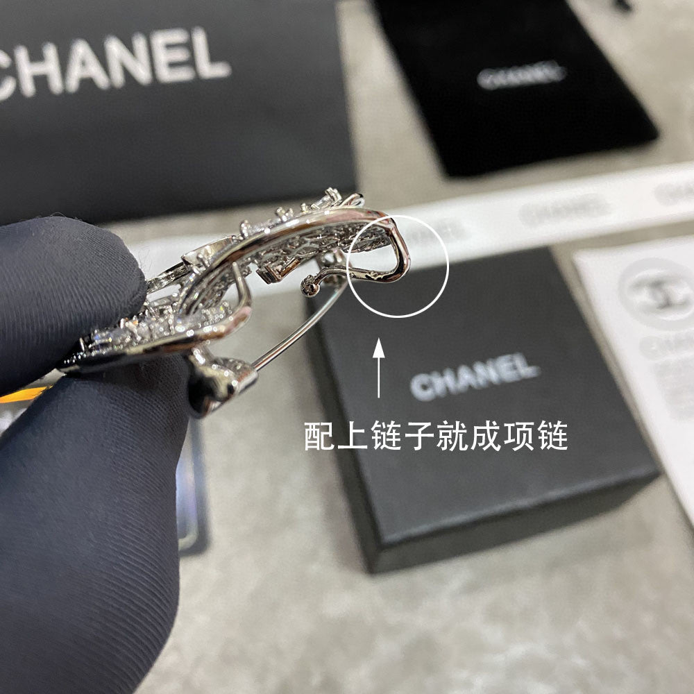 18K Chanel Camellia Diamond Brooch