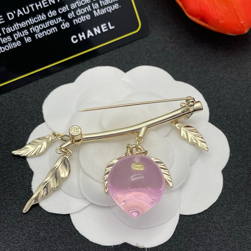 18K Chanel Pink Crystal Heart Brooch