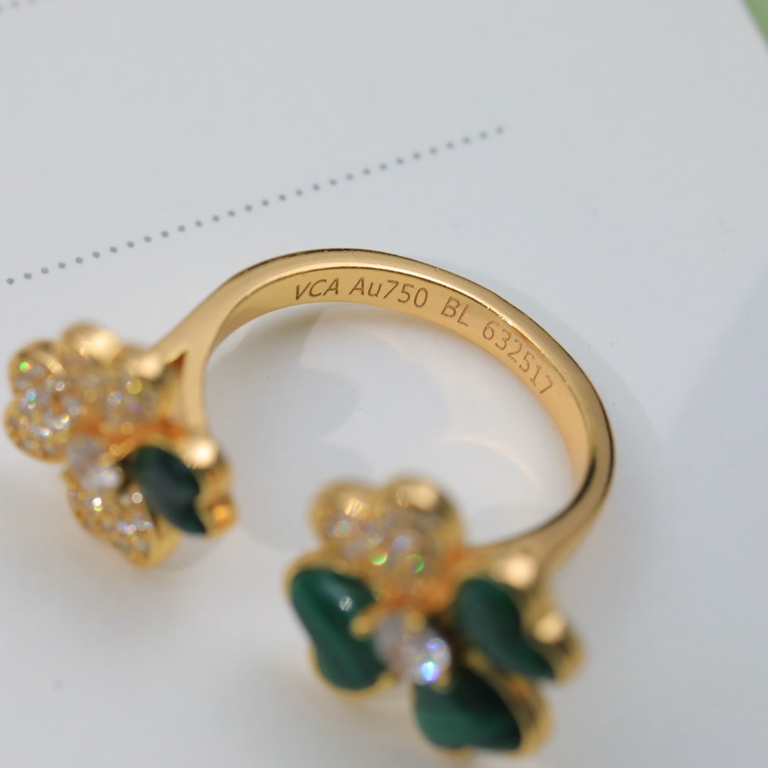 18K Van Cleef & Arpels Cosmos Between the Finger Diamond Ring