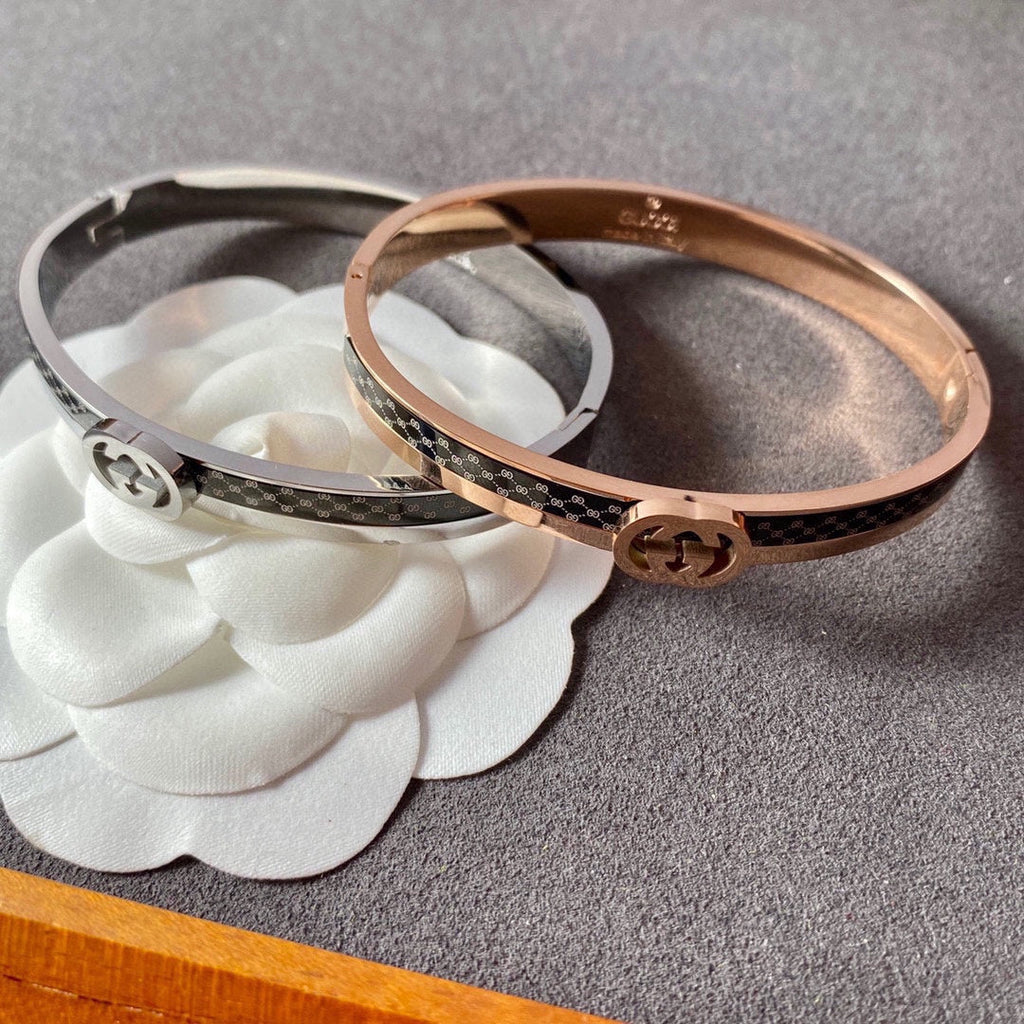 18K Gucci Vintage Bracelet
