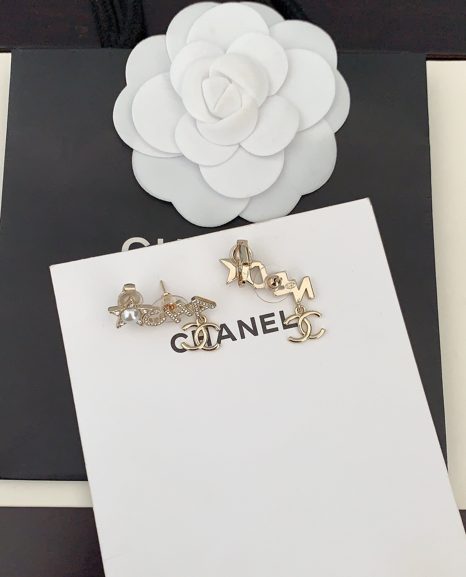 18K Chanel Script Diamonds Earrings