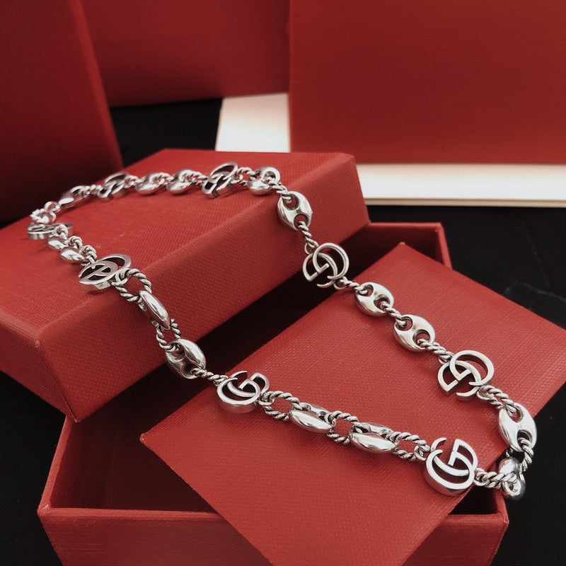 18K Gucci Interlocking G Twist Chain Necklace