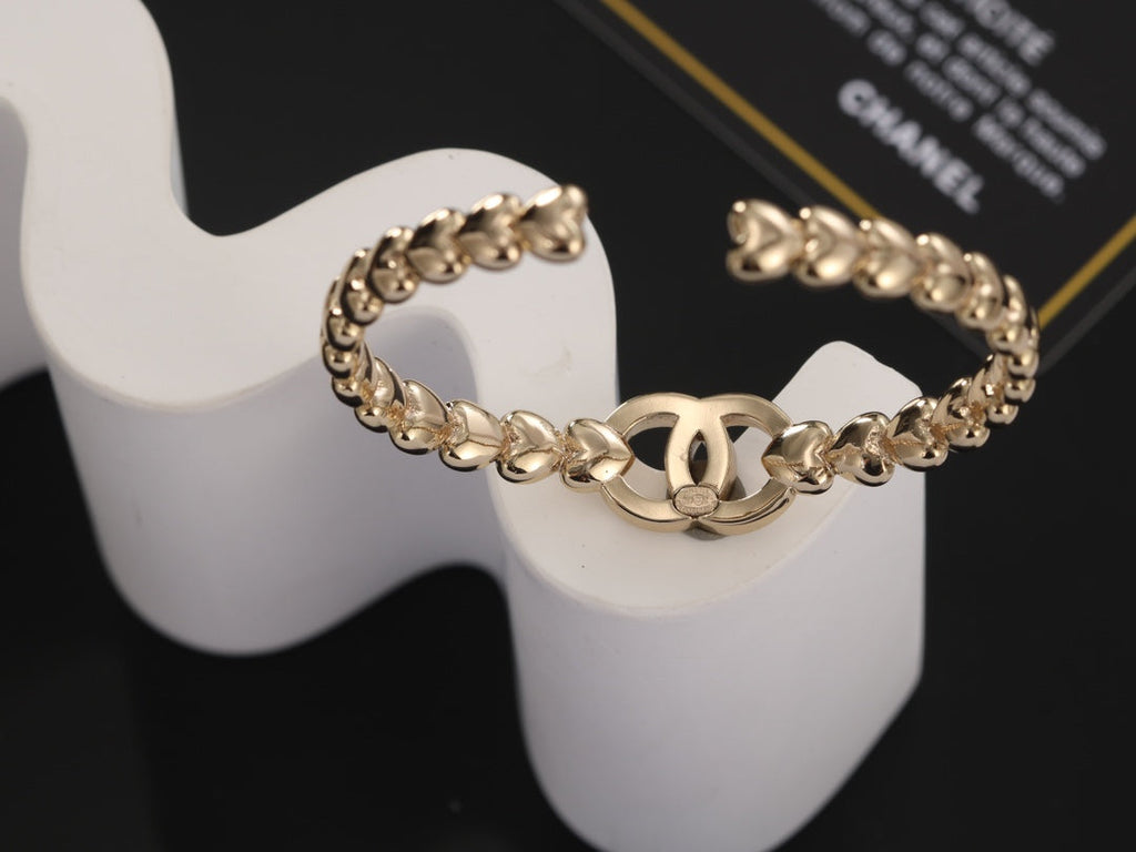 18K Chanel Open Cuff Bracelet
