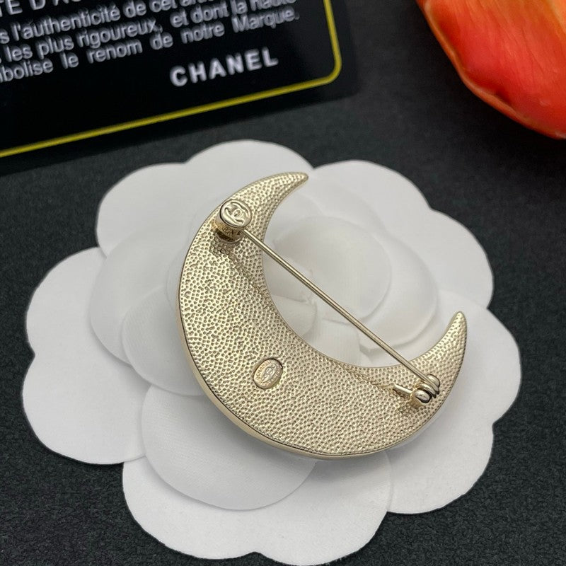 18K Chanel Moon Gold Brooch