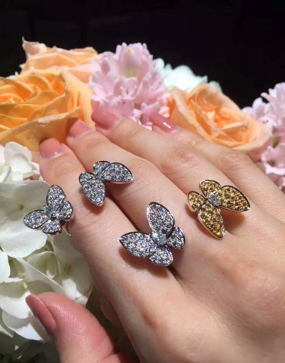 18K Van Cleef & Arpels Two Butterfly Between the Finger Sapphire Ring