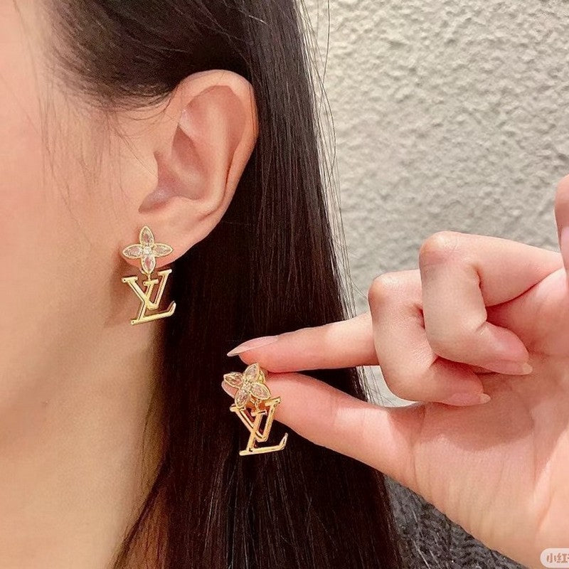 18K Louis Vuitton Iconic Diamond Earrings