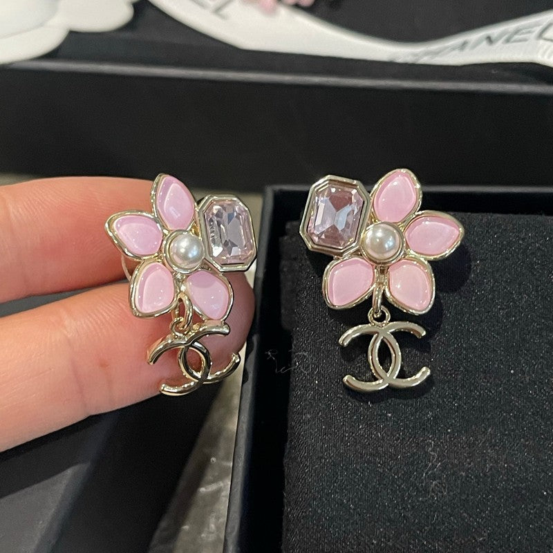 18K Chanel Pink Flower Gold Earring