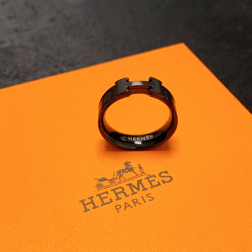 18K Clic Hermes So Black Ring