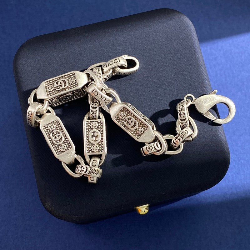 18K Gucci Chain Bracelet