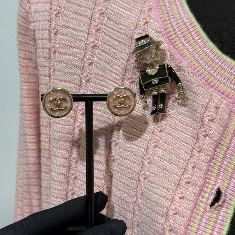 18K Chanel 25B Pink Gold Earrings