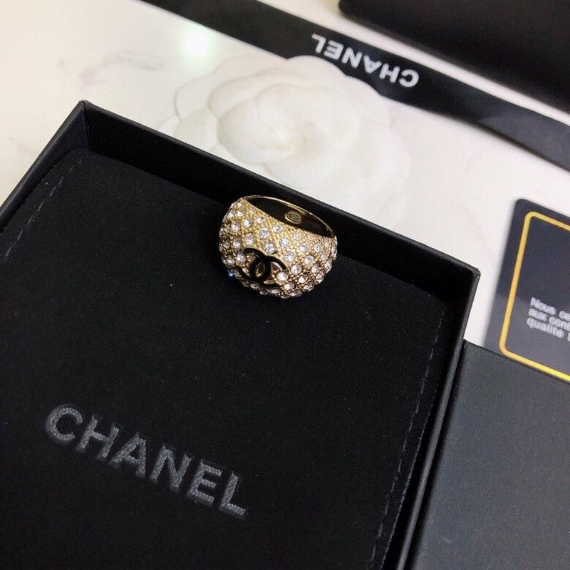 18K Chanel 26C Diamond Ring