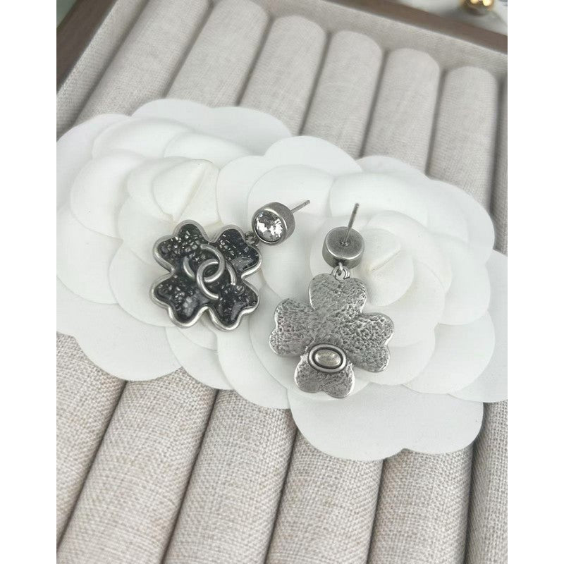 18K Chanel Black Four-Leaf Clover Earrings