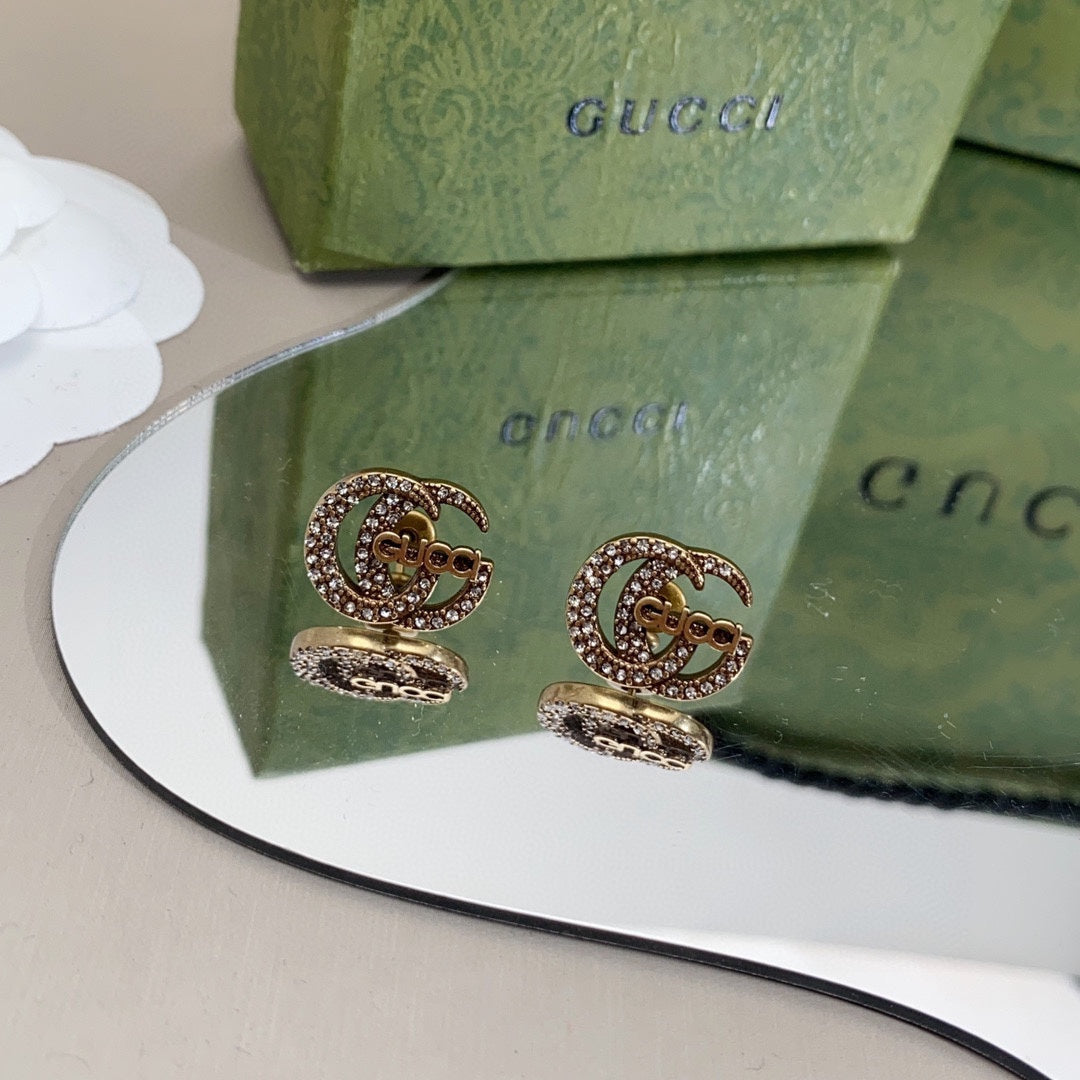 18K Gucci Logo Diamonds Earrings