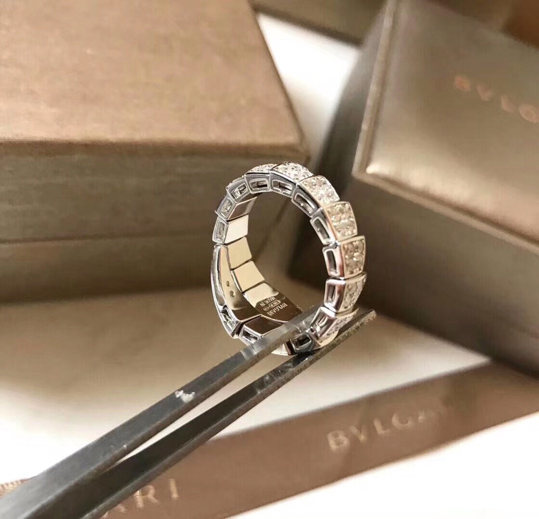18K BVLGARI BV Serpenti Viper Ring